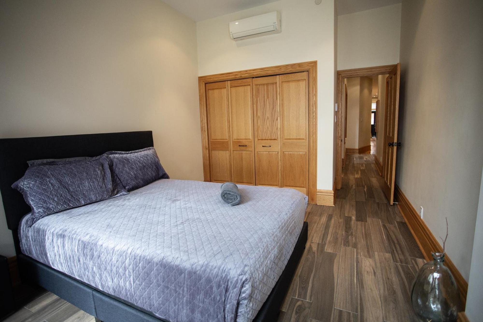Spacious Downtown Montreal Apartment, 4Br-2Ba,Free Wifi Экстерьер фото